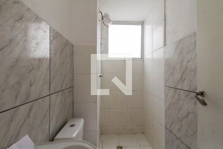 Banheiro de apartamento para alugar com 2 quartos, 50m² em Estância Velha, Canoas