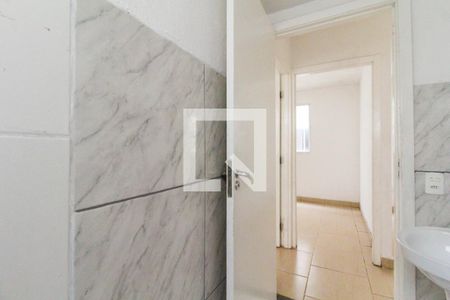 Banheiro de apartamento para alugar com 2 quartos, 50m² em Estância Velha, Canoas