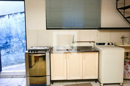 Sala/Cozinha de casa para alugar com 1 quarto, 30m² em Real Parque, São Paulo