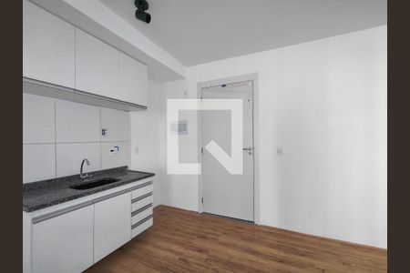 Entrada de kitnet/studio para alugar com 1 quarto, 33m² em Santo Cristo, Rio de Janeiro