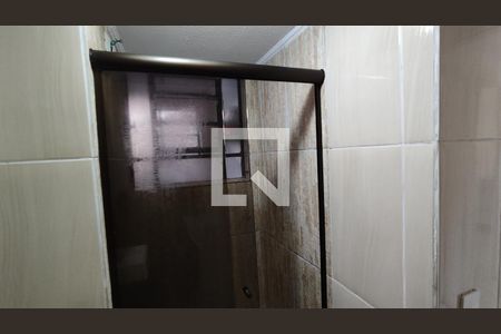 Banheiro de apartamento para alugar com 2 quartos, 48m² em Jardim Tua, São Paulo