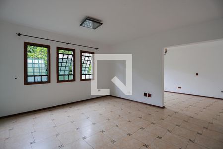 Sala de estar de casa à venda com 4 quartos, 510m² em Vila Santa Maria, São Paulo