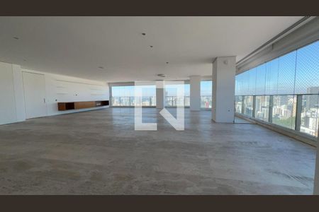 Apartamento à venda com 3 quartos, 332m² em Pinheiros, São Paulo