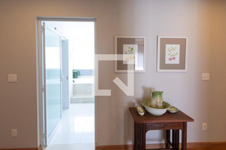 Hall da Suíte 3 de casa à venda com 4 quartos, 370m² em Alphaville Dom Pedro, Campinas
