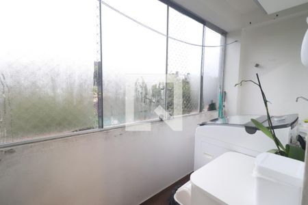 Lavanderia de apartamento à venda com 2 quartos, 70m² em Vila Nova, Novo Hamburgo