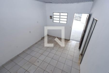 Sala de casa para alugar com 1 quarto, 40m² em Vila Santo Estefano, São Paulo