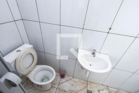 Banheiro de casa para alugar com 1 quarto, 40m² em Vila Santo Estefano, São Paulo