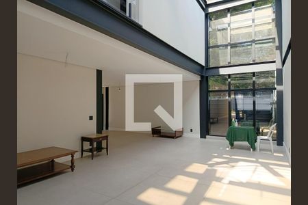 Sala de estar de casa à venda com 4 quartos, 700m² em Jardim Paulista, São Paulo