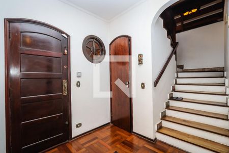 Escada de casa à venda com 4 quartos, 420m² em Jardim Leonor, São Paulo