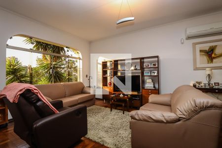 Sala de casa à venda com 4 quartos, 420m² em Jardim Leonor, São Paulo