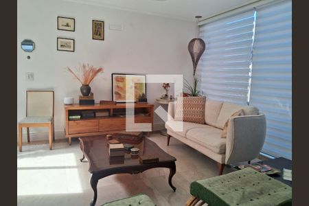Sala de casa à venda com 2 quartos, 237m² em Vila Manfredi, Jundiaí