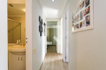 Corredor de apartamento para alugar com 3 quartos, 75m² em Jardim Ampliacao, São Paulo