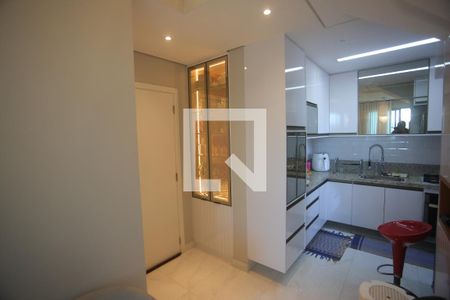 Sala de apartamento à venda com 2 quartos, 114m² em Coração Eucarístico, Belo Horizonte