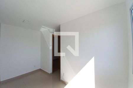 Sala de apartamento para alugar com 2 quartos, 43m² em Villa Garden, Campinas