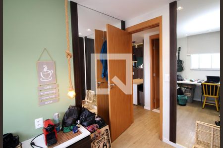 Quarto  de apartamento para alugar com 2 quartos, 48m² em Irajá, Rio de Janeiro