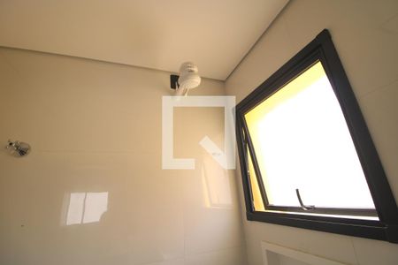 Banheiro de apartamento para alugar com 1 quarto, 28m² em Socorro, São Paulo