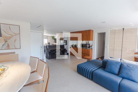 Sala de apartamento à venda com 3 quartos, 130m² em Funcionários, Belo Horizonte