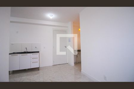 Sala/Cozinha de apartamento para alugar com 2 quartos, 34m² em Cidade São Mateus, São Paulo