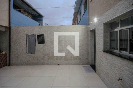 Quintal de casa à venda com 3 quartos, 140m² em Vila Ivg, São Paulo