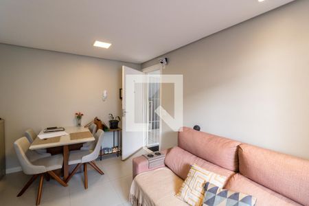 Sala de apartamento à venda com 2 quartos, 51m² em Vila Nova, Porto Alegre