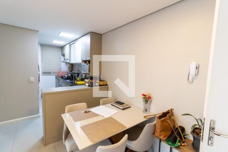 Sala de apartamento à venda com 2 quartos, 51m² em Vila Nova, Porto Alegre