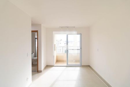 Sala de apartamento para alugar com 2 quartos, 56m² em Jardim Nova Europa, Campinas