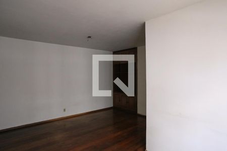 Sala de apartamento para alugar com 3 quartos, 100m² em Santo Antônio, Belo Horizonte