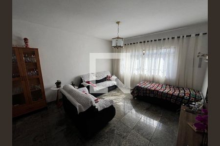 Sala de casa à venda com 4 quartos, 220m² em Vila Bandeirantes, São Paulo