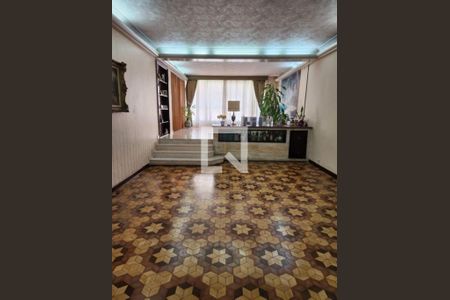 Casa à venda com 4 quartos, 280m² em Vila Monumento, São Paulo