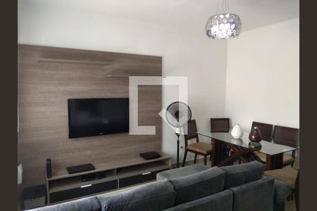 Casa à venda com 2 quartos, 85m² em Vila Carrão, São Paulo