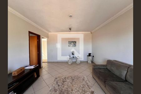 Sala de casa à venda com 5 quartos, 297m² em Vila Nogueira, Campinas