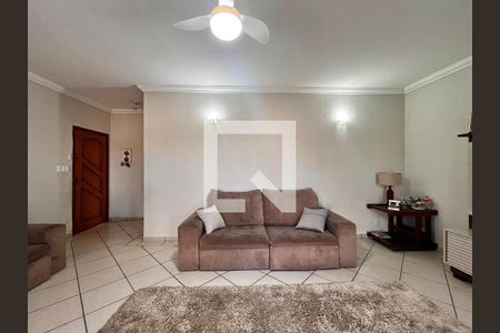 Sala de casa à venda com 5 quartos, 297m² em Vila Nogueira, Campinas