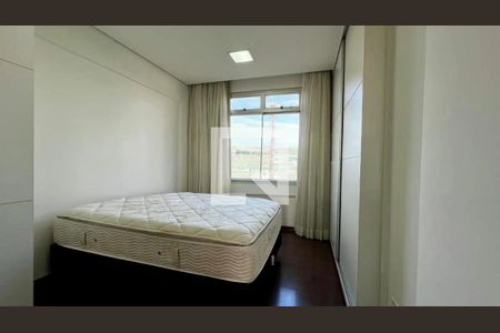 Quarto de apartamento à venda com 4 quartos, 176m² em Esplanada, Belo Horizonte