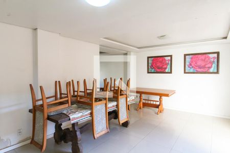 Sala 1 de casa para alugar com 8 quartos, 550m² em Estância Velha, Canoas