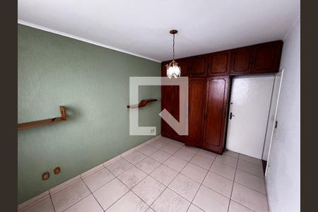 Quarto 2 de casa para alugar com 2 quartos, 250m² em Santana, São Paulo