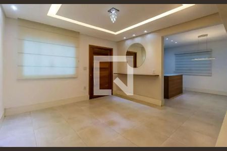 Sala de casa à venda com 2 quartos, 200m² em Cidade Patriarca, São Paulo