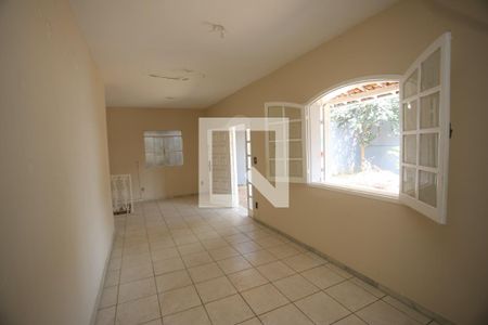 Sala de casa à venda com 4 quartos, 720m² em Palmeiras, Belo Horizonte