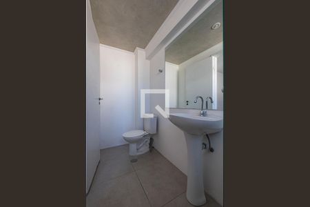 Suíte 1 - Banheiro de apartamento à venda com 2 quartos, 94m² em Vila Madalena, São Paulo