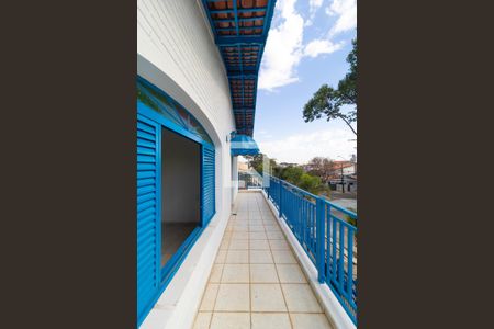 Sacada das Sala de casa para alugar com 7 quartos, 190m² em Jardim Campos Elíseos, Campinas