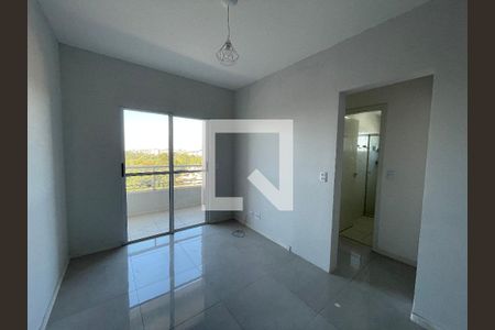 Sala de apartamento para alugar com 2 quartos, 57m² em Granja Viana, Cotia