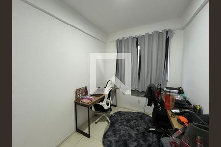 Quarto 1 de apartamento para alugar com 3 quartos, 72m² em Jardim Sulacap, Rio de Janeiro