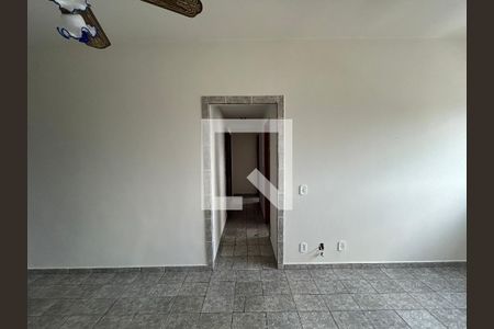 Corredor de apartamento para alugar com 3 quartos, 76m² em Madureira, Rio de Janeiro