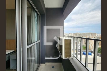 Varanda de kitnet/studio para alugar com 1 quarto, 25m² em Indianópolis, São Paulo