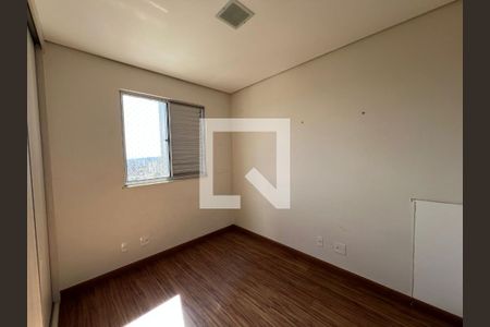 Quarto 1 de apartamento para alugar com 3 quartos, 180m² em Gutierrez, Belo Horizonte