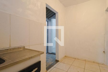 Cozinha de casa para alugar com 2 quartos, 45m² em Jardim Boa Vista (zona Oeste), São Paulo