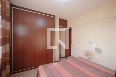 Quarto 1 de apartamento à venda com 2 quartos, 60m² em Floresta, Belo Horizonte