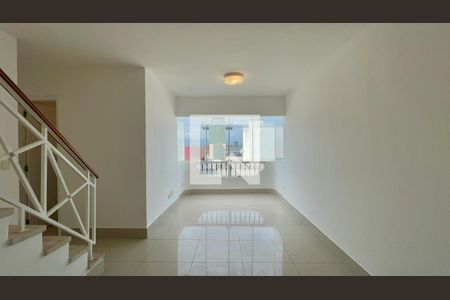 Sala de apartamento para alugar com 2 quartos, 140m² em Vila Madalena, São Paulo