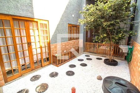 Casa à venda com 3 quartos, 104m² em Santo Amaro, São Paulo