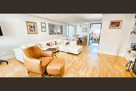 Casa à venda com 3 quartos, 341m² em Vila Andrade, São Paulo