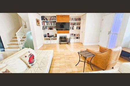 Casa à venda com 3 quartos, 341m² em Vila Andrade, São Paulo
